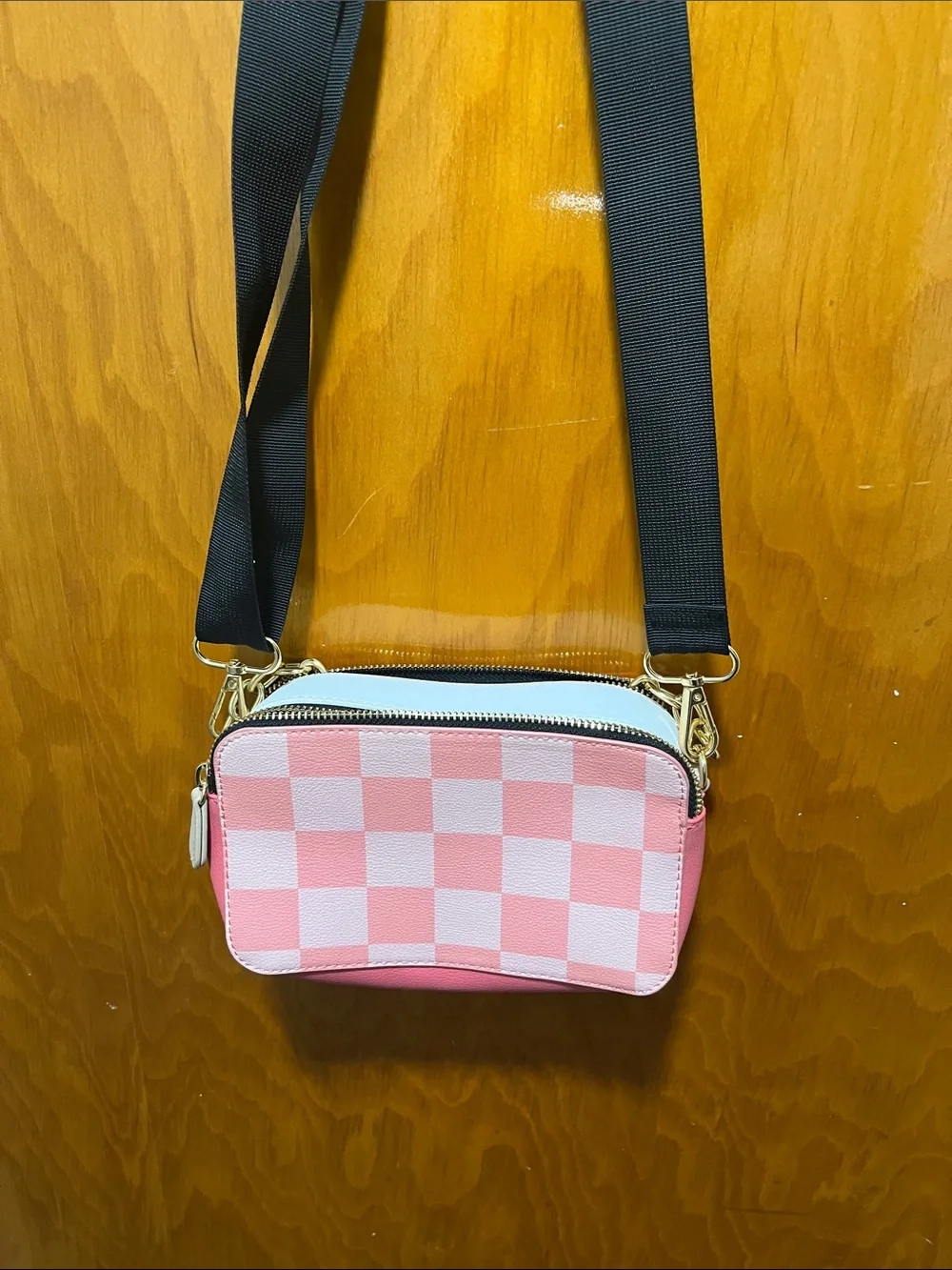 Claires stylish pink